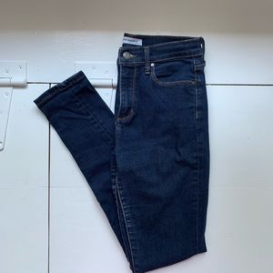 Gap “High Waist Skinny” jean, 26S